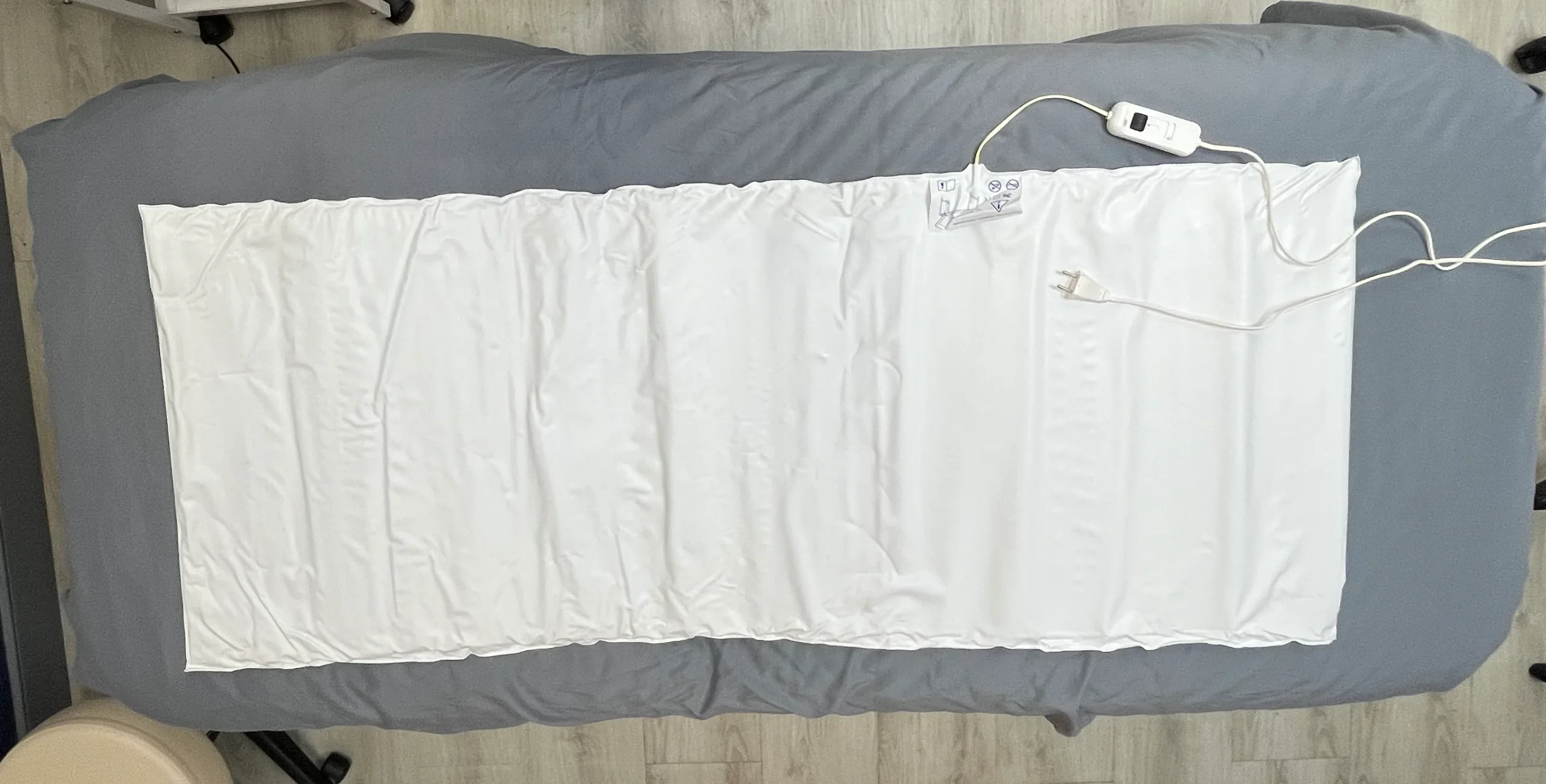 Vinyl 1 Zone Spa Table Heating Pad, 220v, 2-Pin Plug