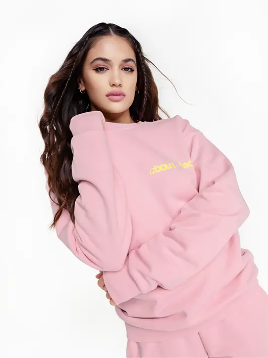 MOODY MAUVE CREWNECK