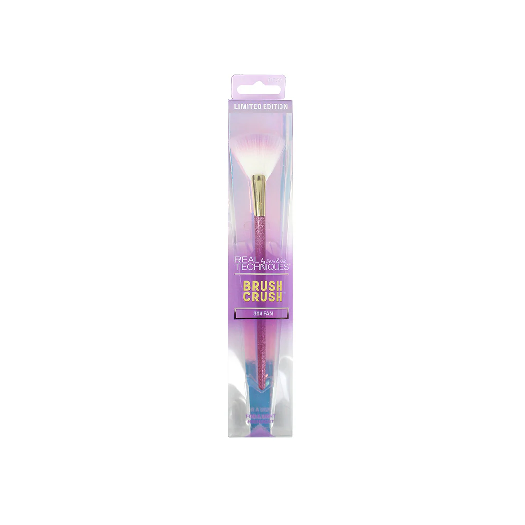 Real Techniques Brush Crush 304 Fan – Beauty Outlet